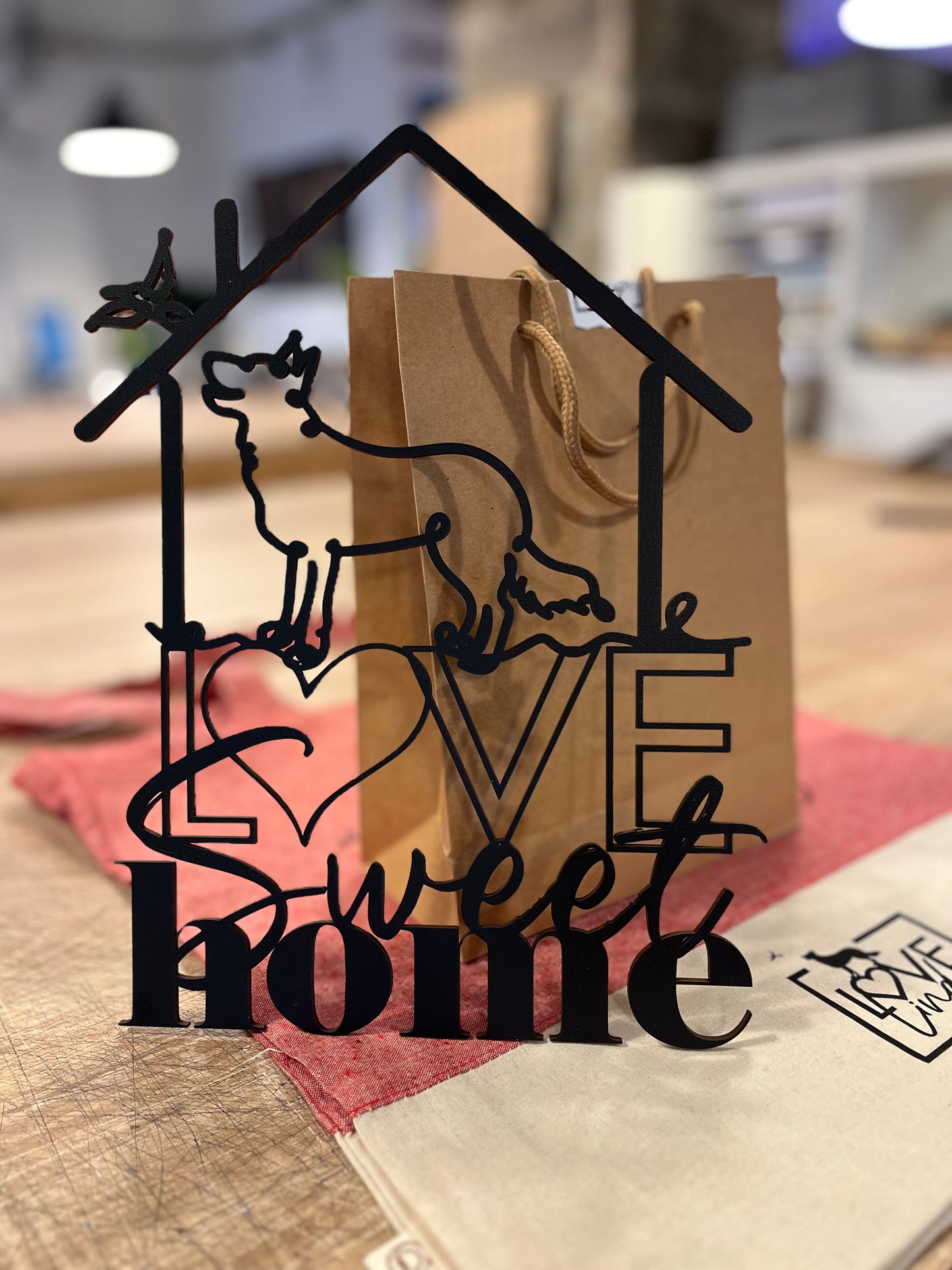 Decoració de fusta LOVE SWEET HOME | En col·laboració amb WELOVECUT